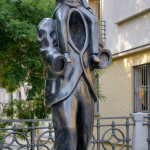 Il monumento a Franz Kafka a Praga / Monument to Franz Kafka in Prague © Myrabella, Wikimedia Commons